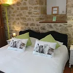 מלון La Bastie D'urfe Naussac (Aveyron)