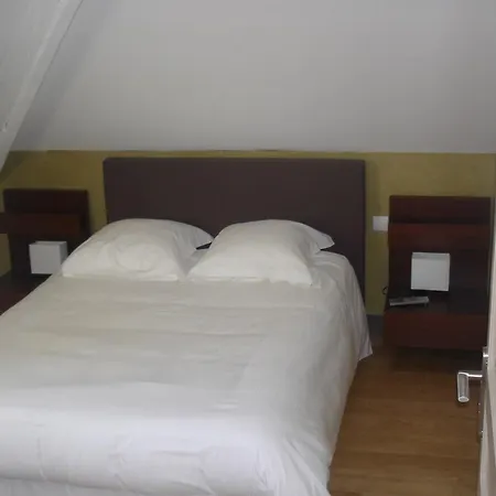 La Bastie D'urfé 3* Naussac (Aveyron)