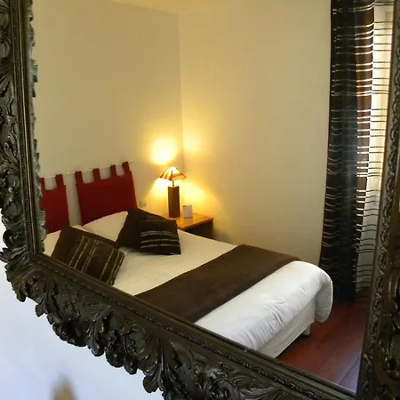 La Bastie D'urfé Hotel 3*