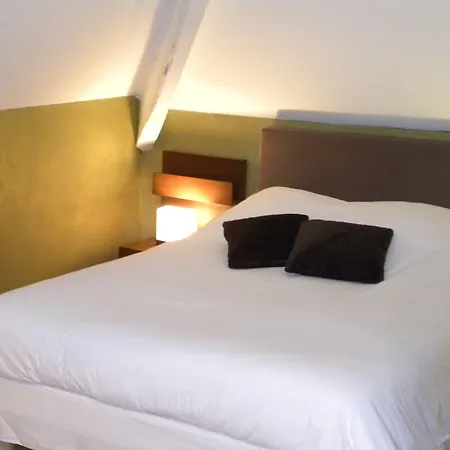 La Bastie D'urfe 3*