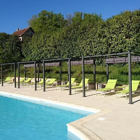 La Bastie D'urfé Hotel