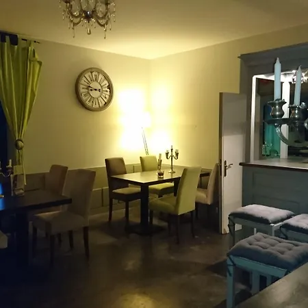 Hotel La Bastie D'urfé