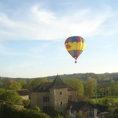 Hotel La Bastie D'urfé 3*