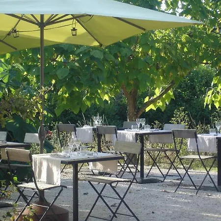 La Bastie D'urfé 3* Naussac (Aveyron)
