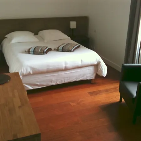 La Bastie D'urfé Hotel 3*