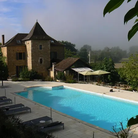 La Bastie D'urfé Hotel
