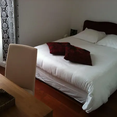 La Bastie D'urfé Hotel 3*